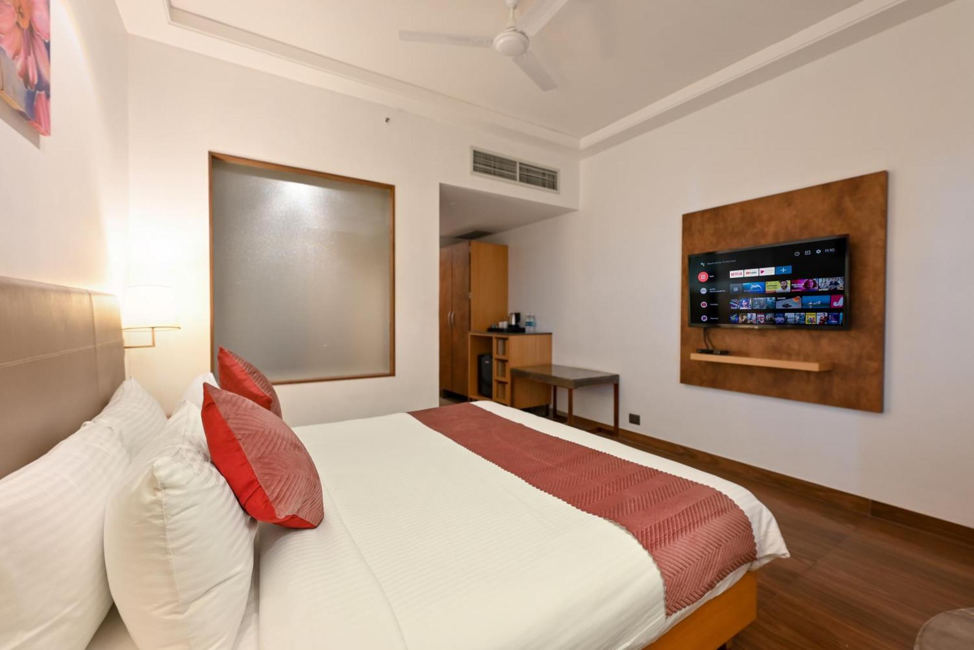 Hotel Maharaja Regency Satara Exterior foto